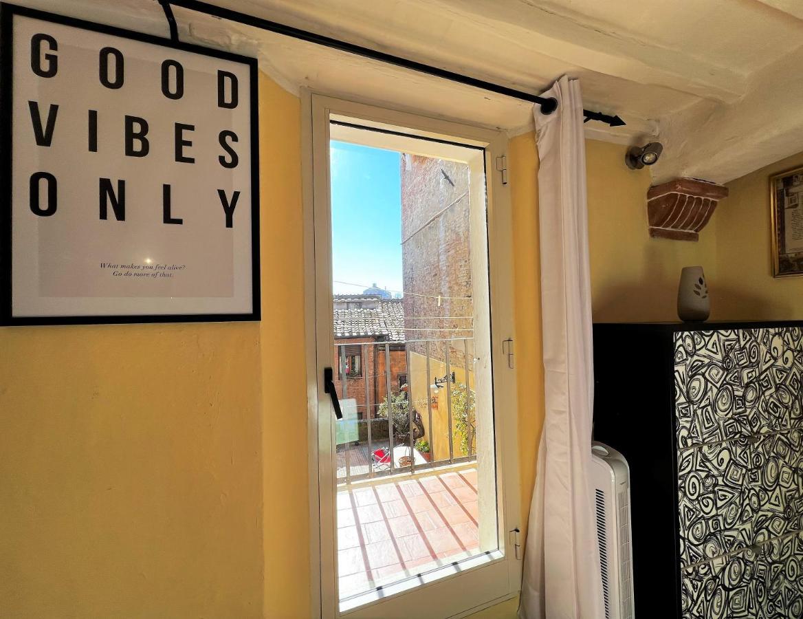 Apartamento Mezzanino Al Porrione Siena Exterior foto